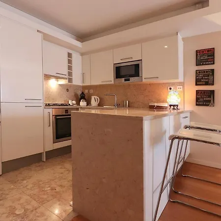 Downtown Chiado By Homing